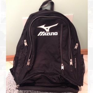 Mizuno volleyball bag black and pink