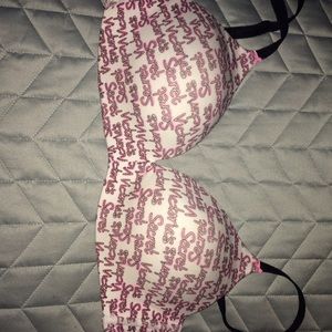 New Victoria Secret Bra