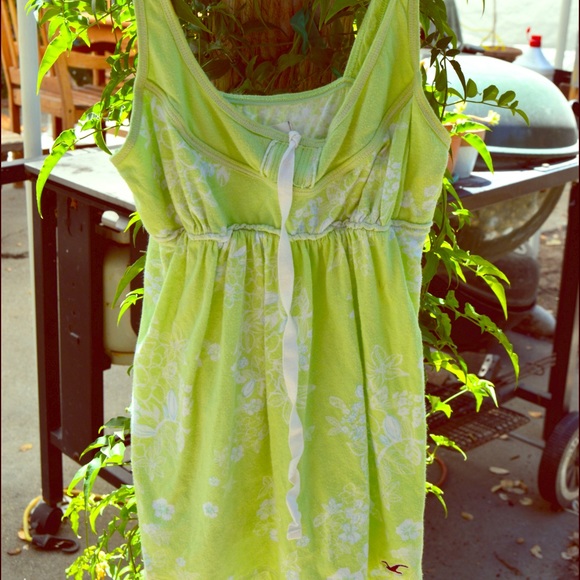 Hollister green tank
