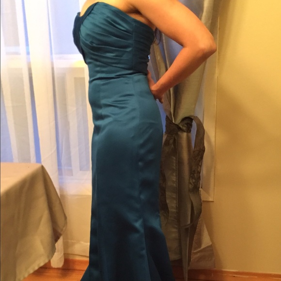 Mori Lee evening dress or bridesmaid dress size 2 - Picture 2 of 3