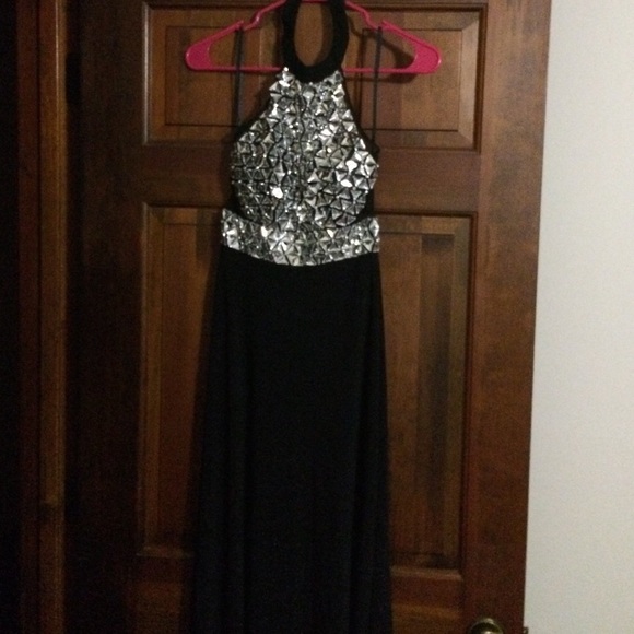 Prom/ Bridesmaid Dress - Picture 1 of 3
