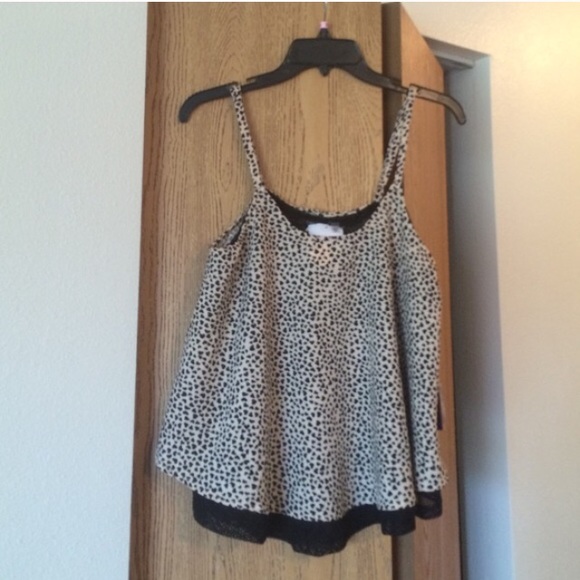 Beautiful baby doll top - Picture 2 of 4