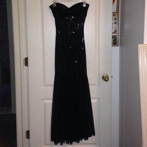 Black Sequin Ruched Mermaid Dress Size 3/4