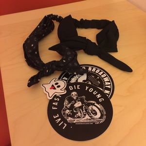 Brandy Melville Accessories