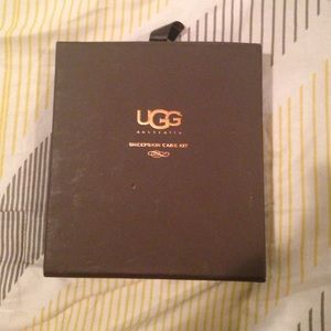 BRAND NEW UGG Sheepskin Care Kit