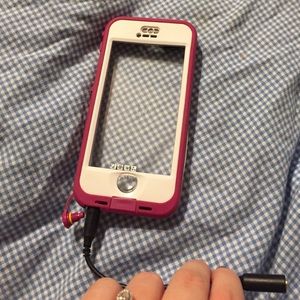 iPhone 5 Nuüd life proof case