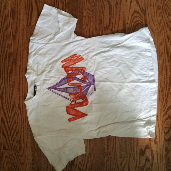 Volcom Boys Graphic Tee SZ S - Picture 3 of 3