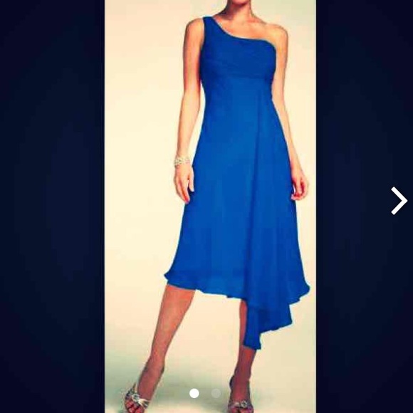 Formal Dress - Picture 1 of 1