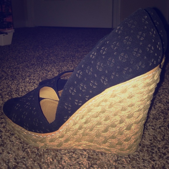 Black heels