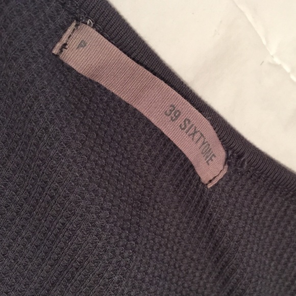 39 sixtyone top - Picture 2 of 4