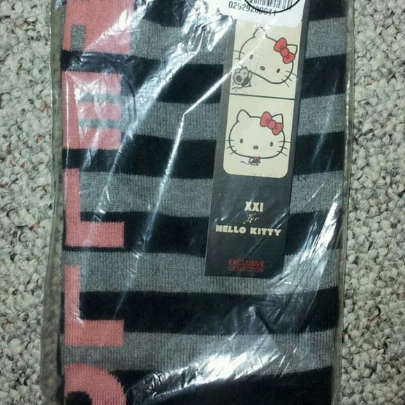Forever 21 x Hello Kitty pink and black leg warmer
