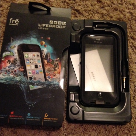 iPhone 5c Lifeproof Case