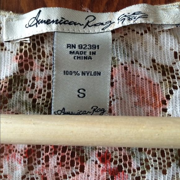 American Rag Lace Floral Top - Picture 2 of 3