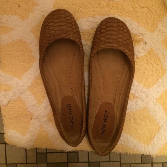 Nine West Flats. Size 6