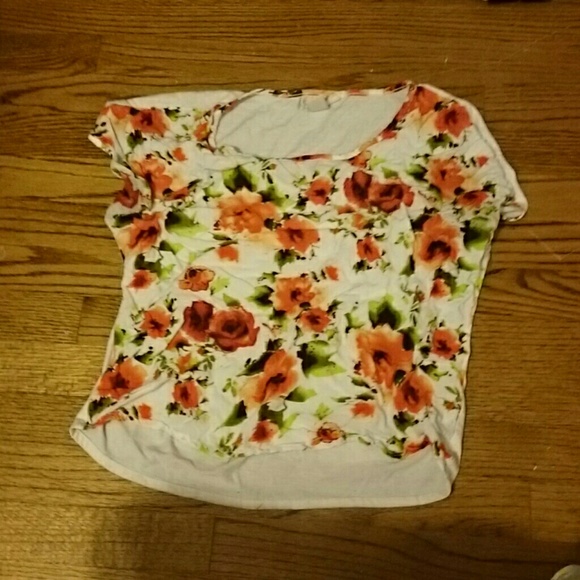 Floral top