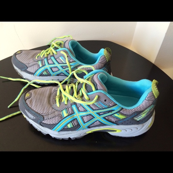 Asics Sneakers