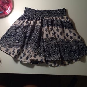 Patterned skort