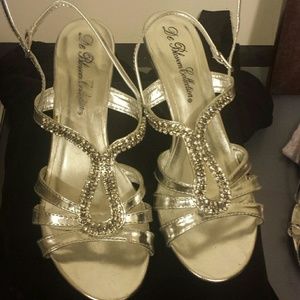 Silver wedges