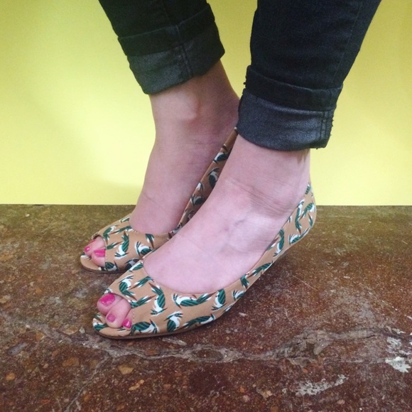 Chinese Laundry Shoes - HALF OFF SALE | Bird Print Low Heels Chinese Laundry Shoes - HALF OFF SALE | Bird Print Low Heels