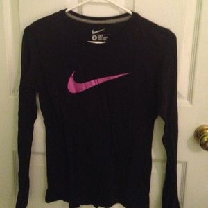 long sleeve nike shirt