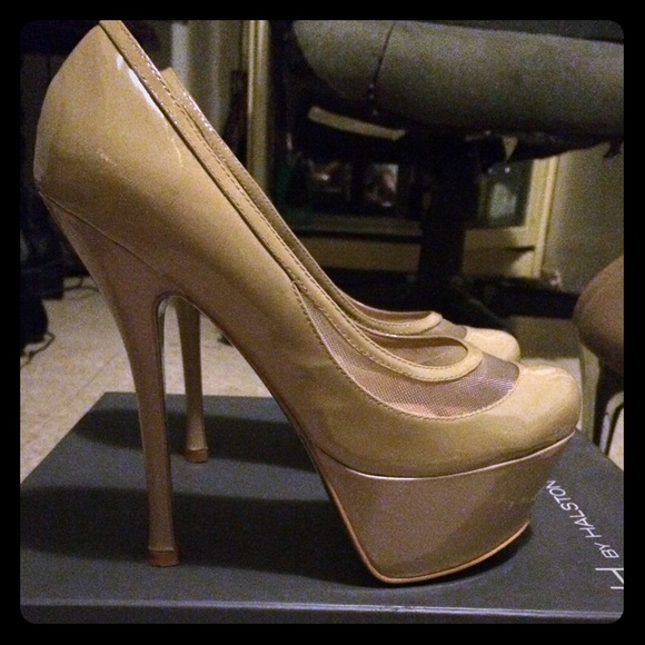 SOLD!!! - Picture 1 of 4