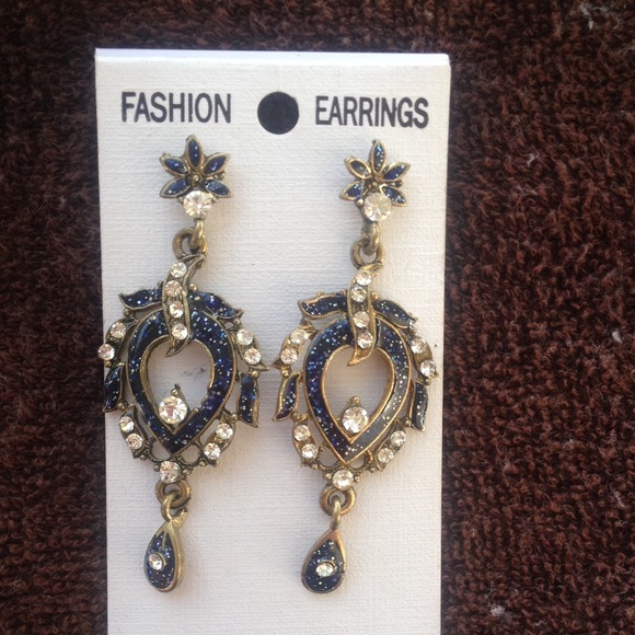 Earings