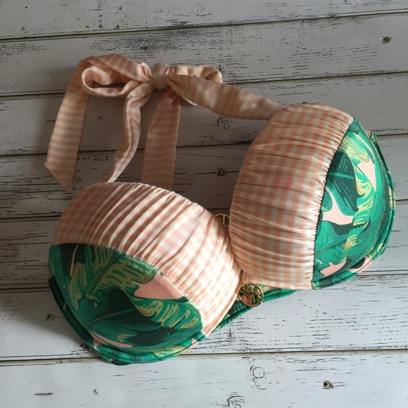 Victoria's Secret Push-up Bikini Top in Palm
