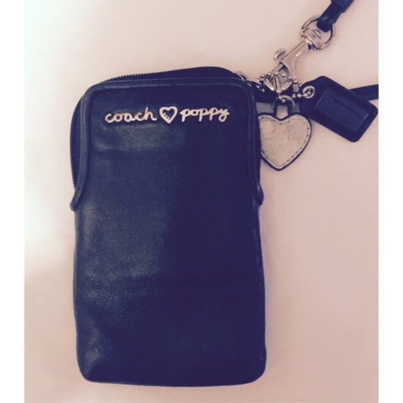 Coach Poppy Black Leather Wristlet