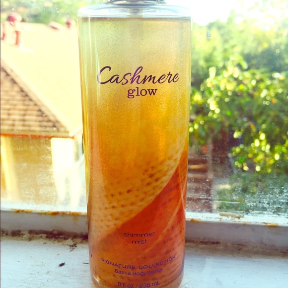 Bath and Body Works shimmer mist