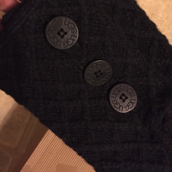 UGG Black Lattice Cardy - Picture 3 of 4