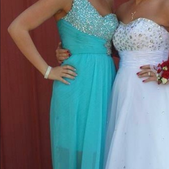 Crystal blue prom dress - Picture 2 of 4