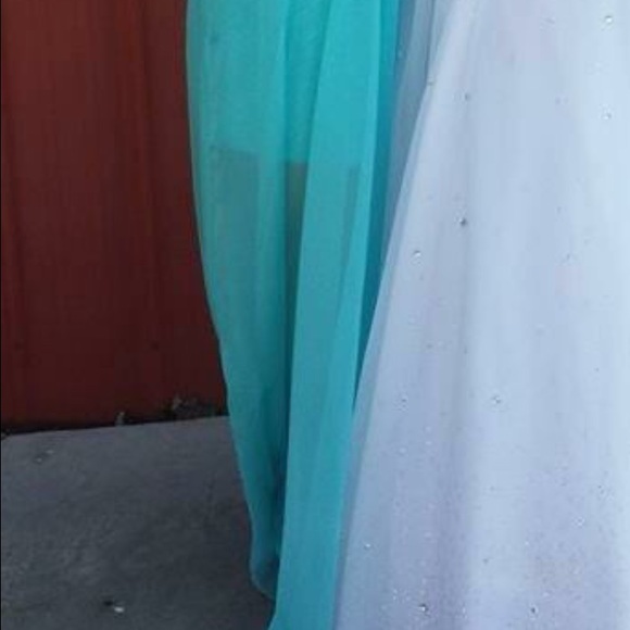 Crystal blue prom dress - Picture 4 of 4