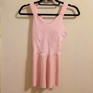 Lululemon pink peplum tank top