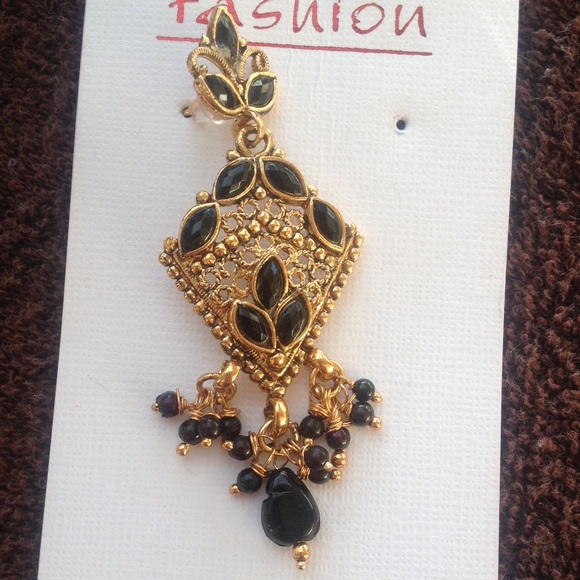 Earrings - Picture 2 of 2