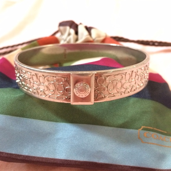 SOLD Coach silver Signature C bracelet - Picture 2 of 4