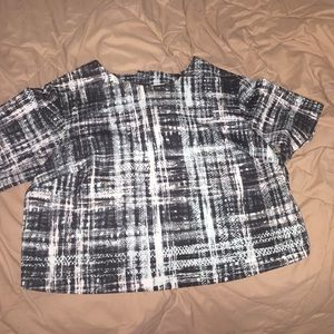 Big pattern crop top