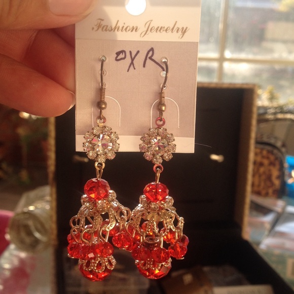 Earrings in red