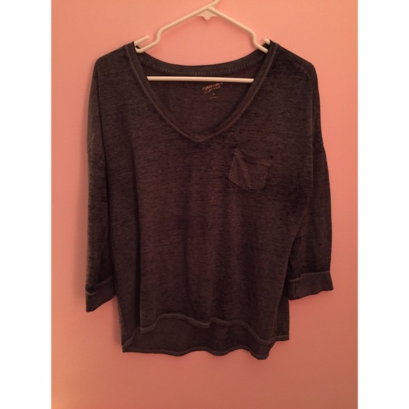3/4 sleeve shirt
