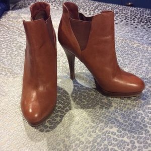 Brown Jessica Simpson booties
