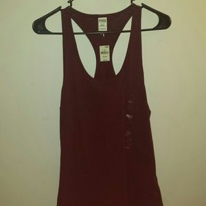 Maroon tank
