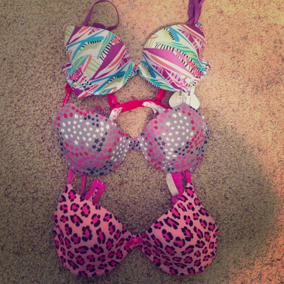 3 Sears bras, they are in decent condition!