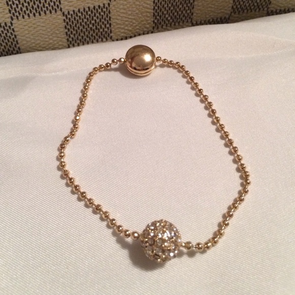 Urban Outfitters Jewelry - Adorable bracelet