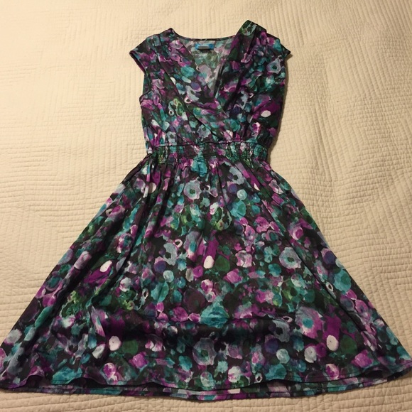 Gorgeous floral print dress!