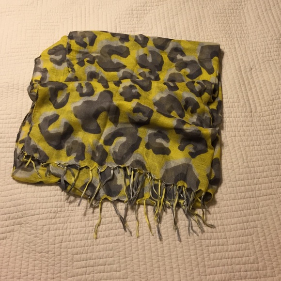 Cheetah print scarf