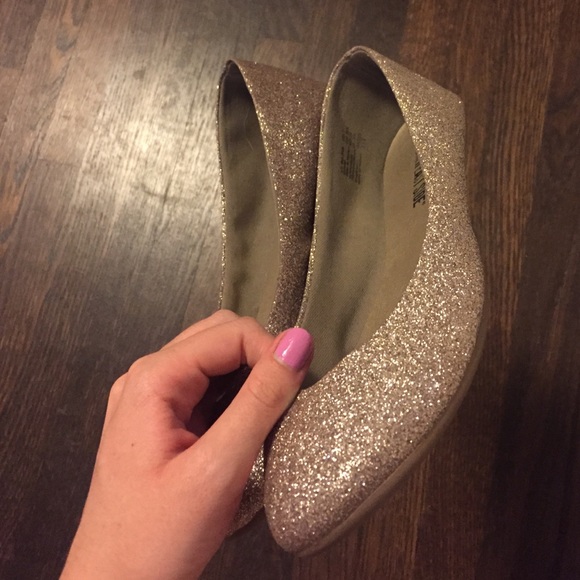 Flats - Picture 2 of 2