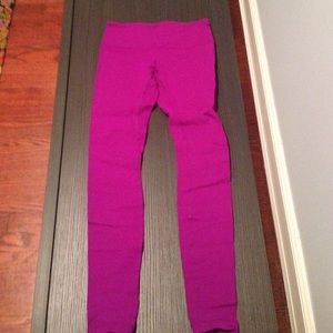 Lululemon wunder under pant in ultraviolet