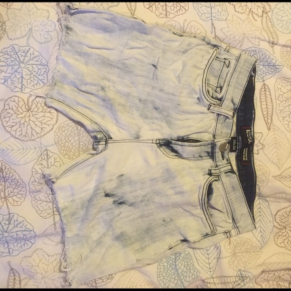 urban outfitters cigarette cutoffs
