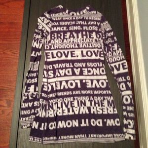 Long sleeve manifesto shirt from Lululemon