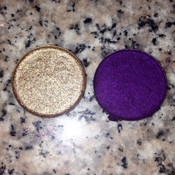 Mac Lily White & grape pigment pans