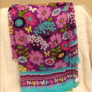 NWT VERA BRADLEY FRIDGE SCARF